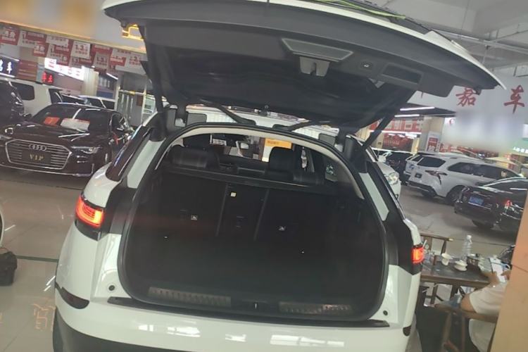 Used Land Rover Range Velar 2018 P300 S Trunk