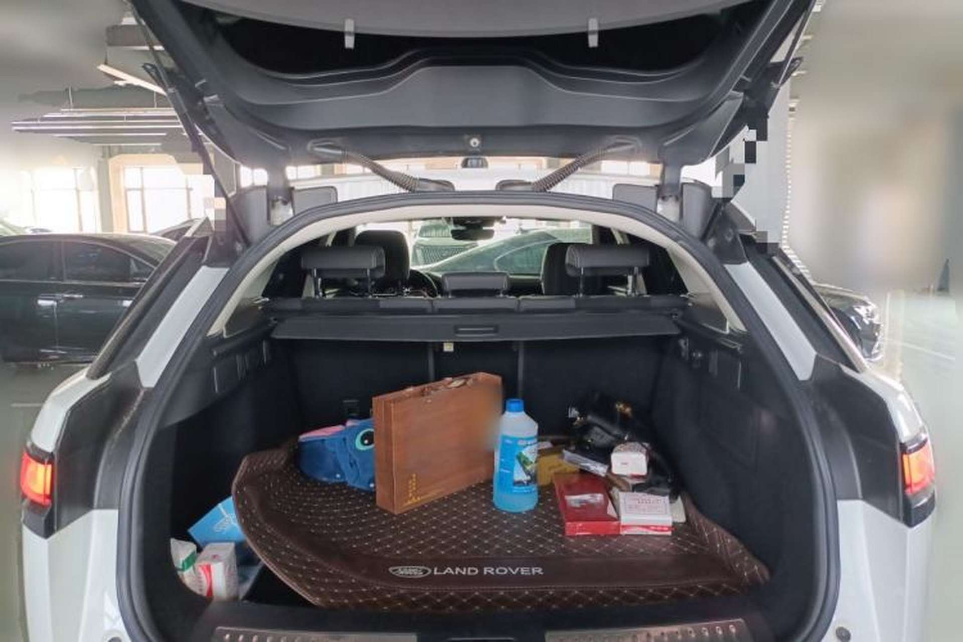 Used Land Rover Range Velar  Trunk