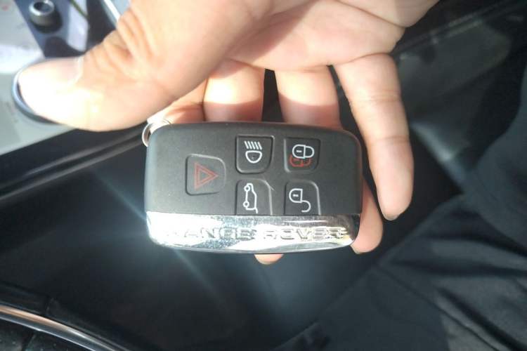 Used Land Rover Range Velar 2018 P250 S Vehicle Key