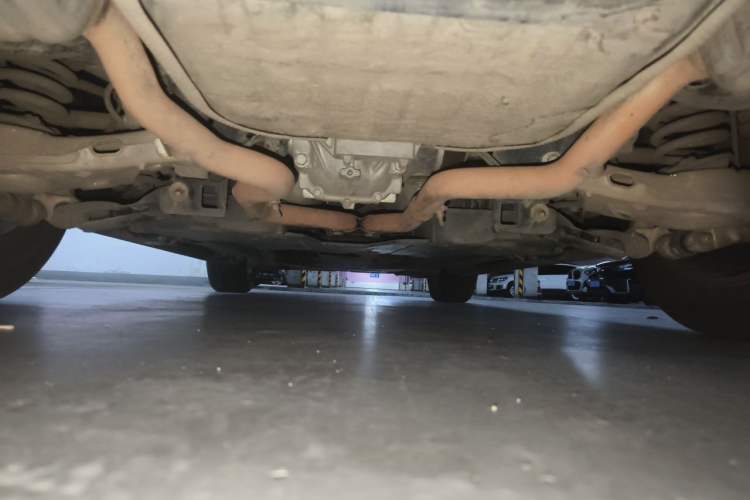 Used Land Rover Range Velar 2019 250 PS R-DYNAMIC S Chassis Rear