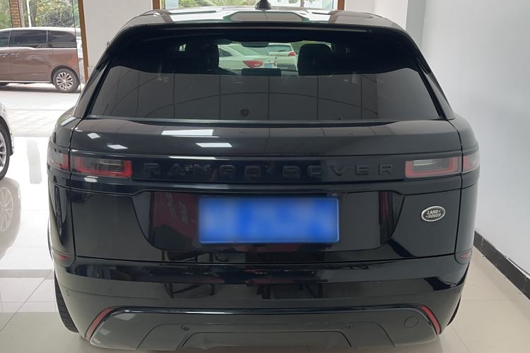 Used Land Rover Range Velar 2019 250 PS Exterior 4