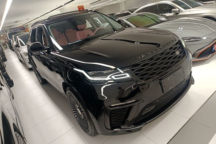 Used Land Rover Range Velar 2019 250 PS Front Right 45 Deg