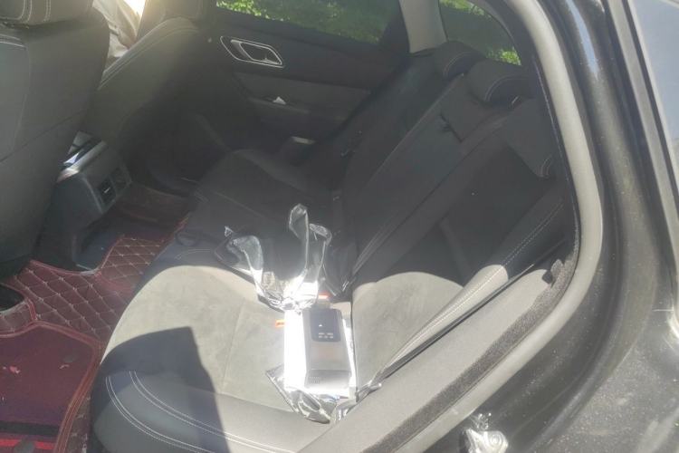 Used Land Rover Range Velar 2019 250 PS Left Rear Seat