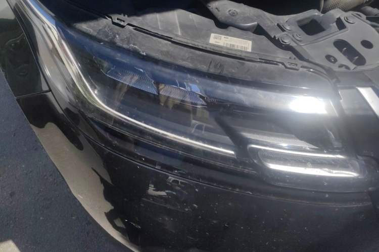 Used Land Rover Range Velar 2019 250 PS Right Front Headlight