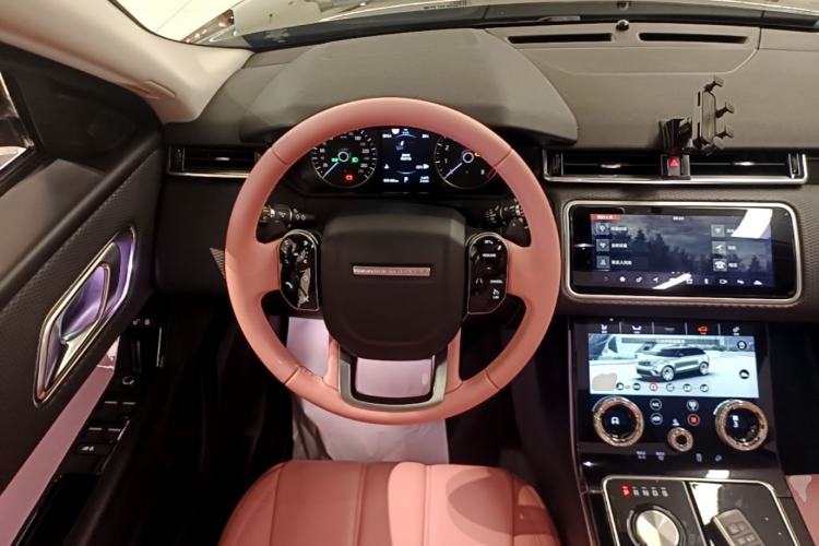 Used Land Rover Range Velar 2019 250 PS Steering Wheel