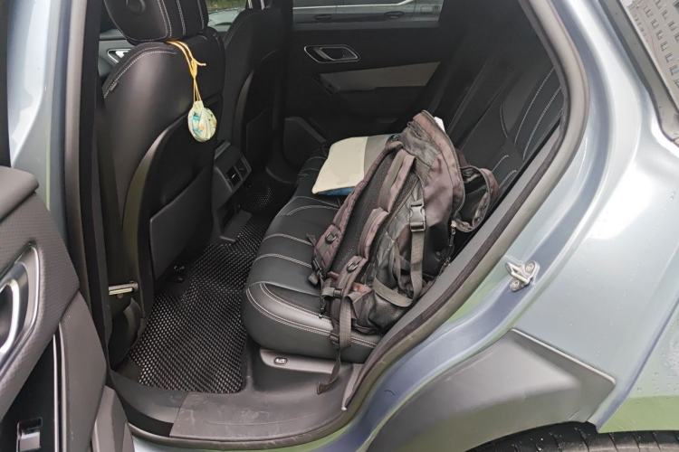 Used Land Rover Range Velar 2019 250 PS R-DYNAMIC S Left Rear Seat