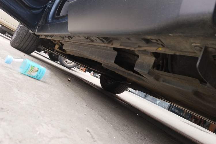 Used Land Rover Range Velar 2019 250 PS Left Side Sill