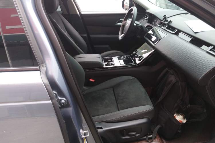 Used Land Rover Range Velar 2019 250 PS Right Front Seat
