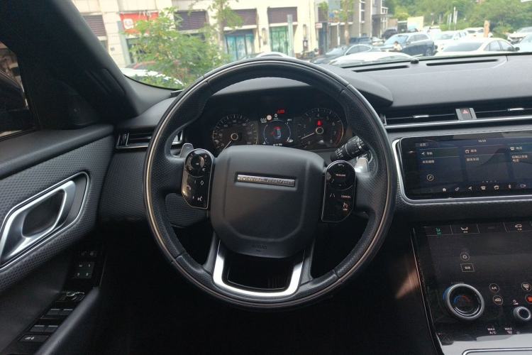Used Land Rover Range Velar 2019 250 PS R-DYNAMIC S Steering Wheel