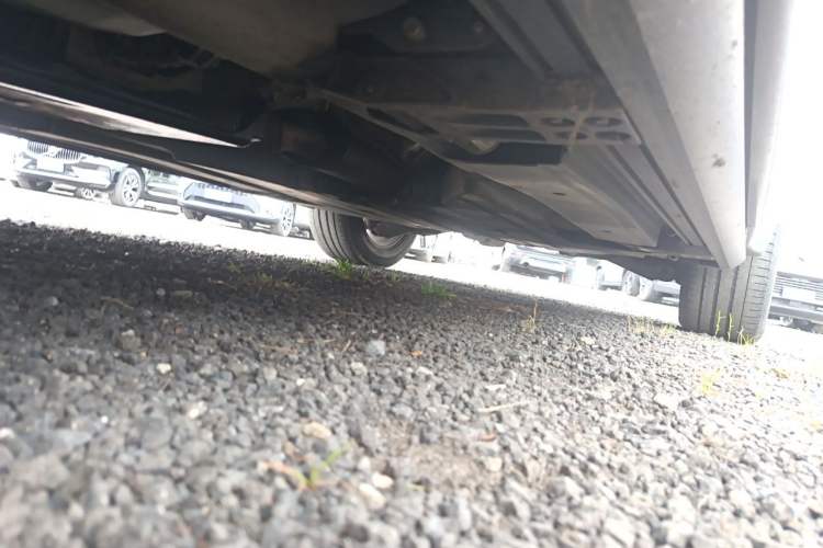 Used Land Rover Range Velar 2019 250 PS R-DYNAMIC S Chassis Front Left