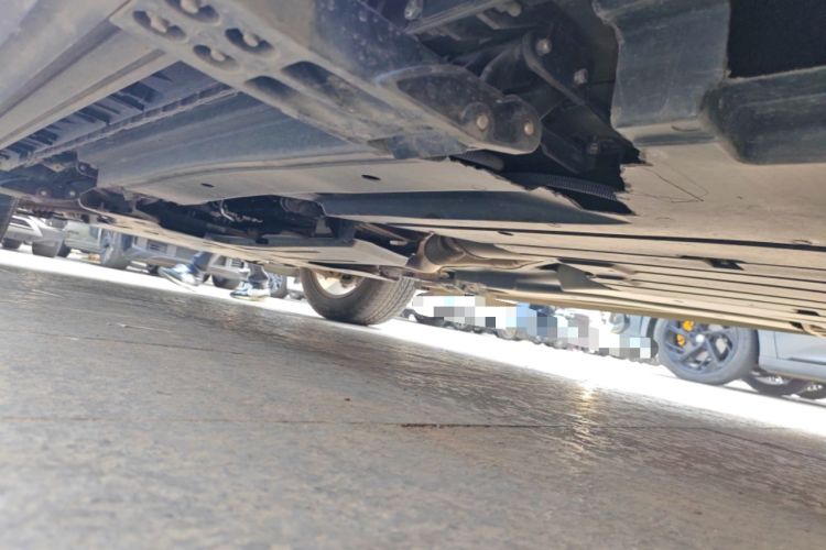 Used Land Rover Range Velar 2019 250 PS Chassis Rear Left