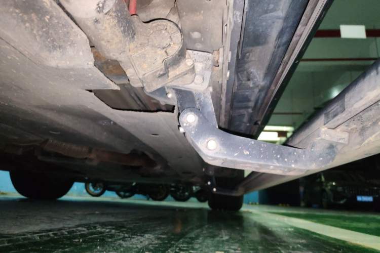 Used Land Rover Range Velar 2019 250 PS Chassis Rear Right