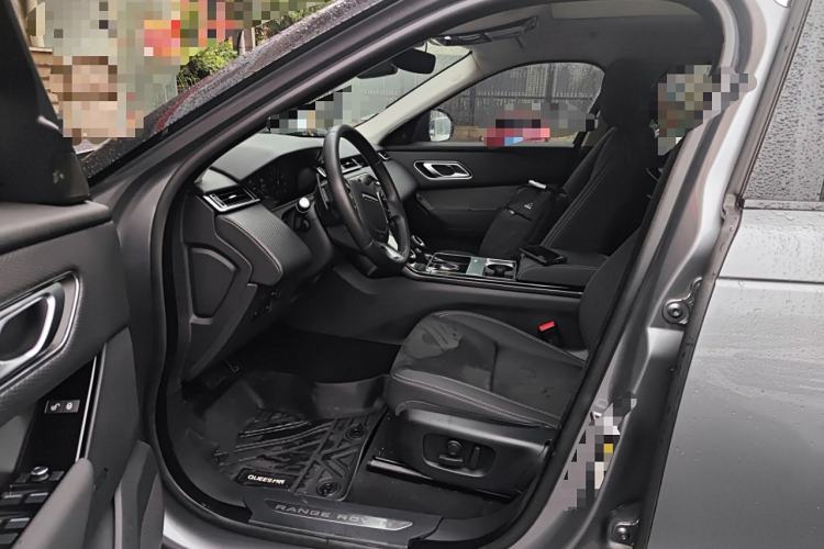 Used Land Rover Range Velar 2019 250 PS Driver Seat
