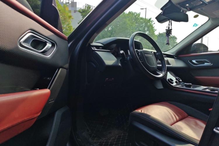 Used Land Rover Range Velar 2019 250 PS Driver Seat