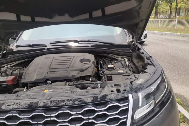 Used Land Rover Range Velar 2019 250 PS Engine Bay Left