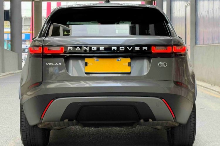 Used Land Rover Range Velar 2019 250 PS Exterior 3