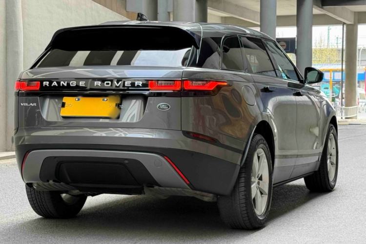 Used Land Rover Range Velar 2019 250 PS Exterior 4