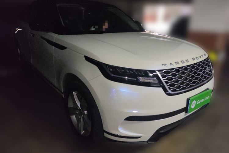 Used Land Rover Range Velar 2019 250 PS Front Right 45 Deg