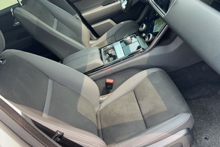 Used Land Rover Range Velar 2019 250 PS Interior 1