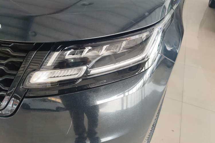 Used Land Rover Range Velar 2019 250 PS Left Front Headlight