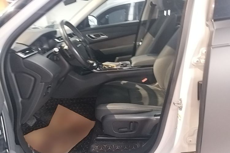 Used Land Rover Range Velar 2019 250 PS Left Front Seat