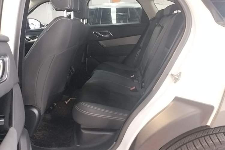 Used Land Rover Range Velar 2019 250 PS Left Rear Seat