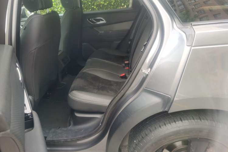 Used Land Rover Range Velar 2019 250 PS Left Rear Seat