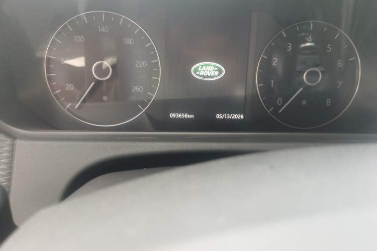 Used Land Rover Range Velar 2019 250 PS Odometer Close Up