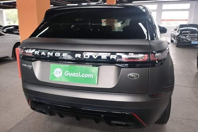 Used Land Rover Range Velar 2019 250 PS Rear