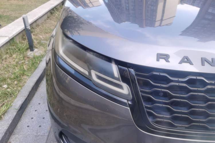 Used Land Rover Range Velar 2019 250 PS Right Front Headlight