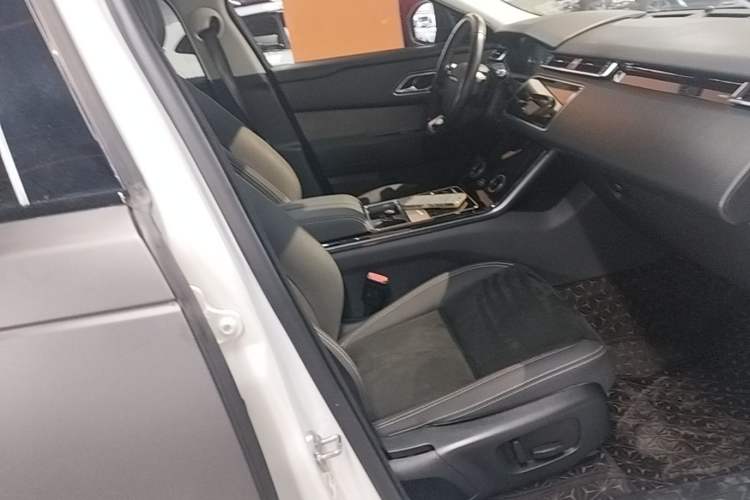Used Land Rover Range Velar 2019 250 PS Right Front Seat