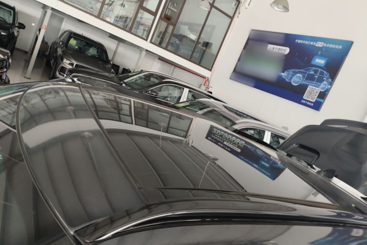 Used Land Rover Range Velar 2019 250 PS Roof