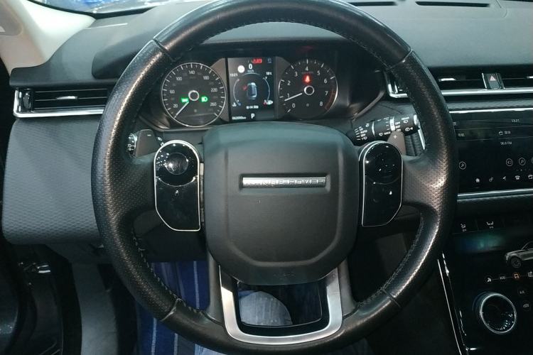 Used Land Rover Range Velar 2019 250 PS Steering Wheel