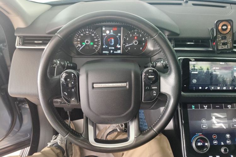 Used Land Rover Range Velar 2019 250 PS Steering Wheel