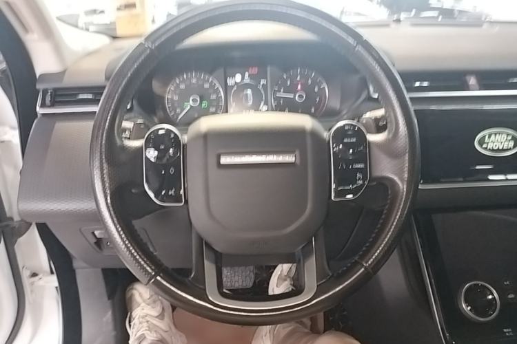 Used Land Rover Range Velar 2019 250 PS Steering Wheel
