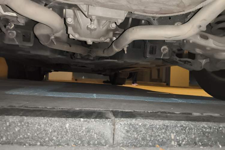 Used Land Rover Range Velar 2019 250 PS Chassis Rear