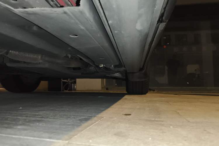Used Land Rover Range Velar 2019 250 PS Chassis Rear Right