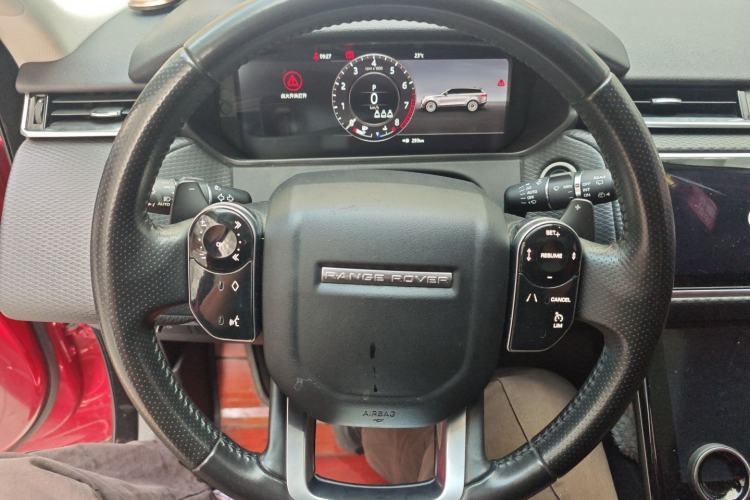 Used Land Rover Range Velar 2019 250 PS Steering Wheel