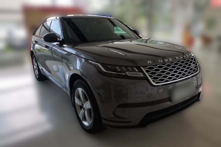 Used Land Rover Range Velar 2019 250 PS Front Right 45 Deg