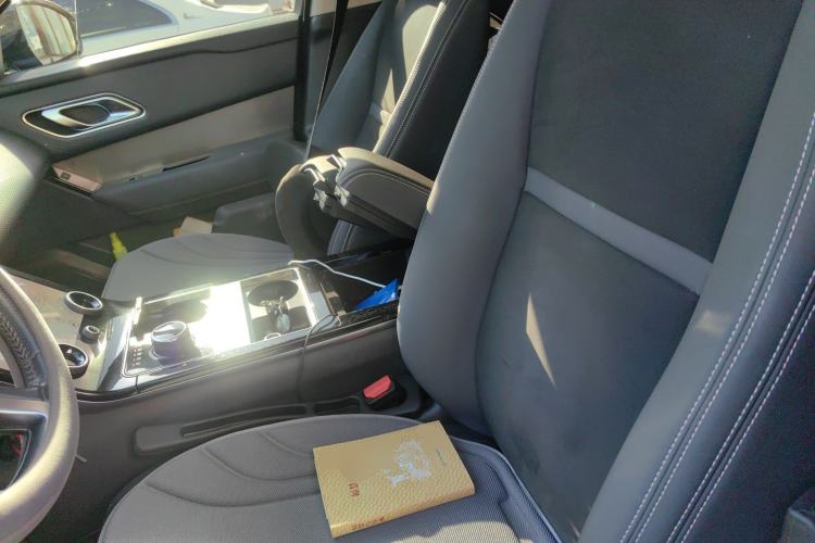 Used Land Rover Range Velar 2019 250 PS Left Front Seat