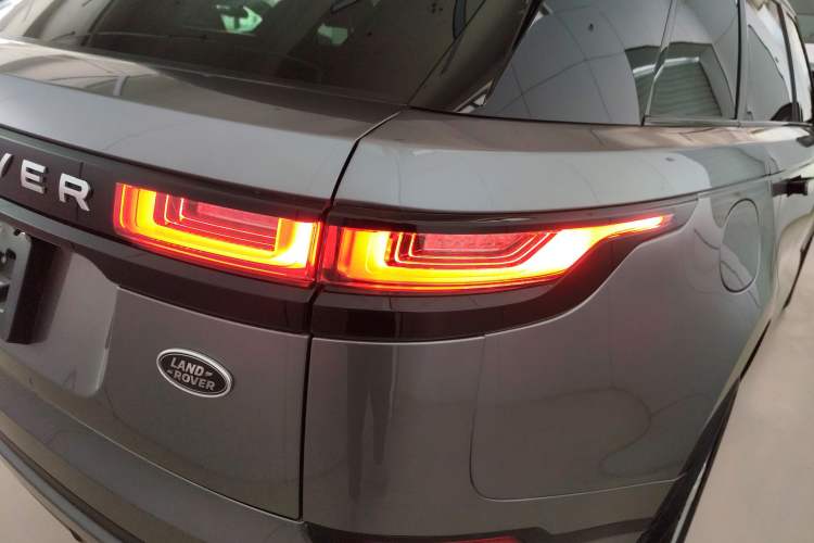 Used Land Rover Range Velar 2019 250 PS Right Rear Taillight