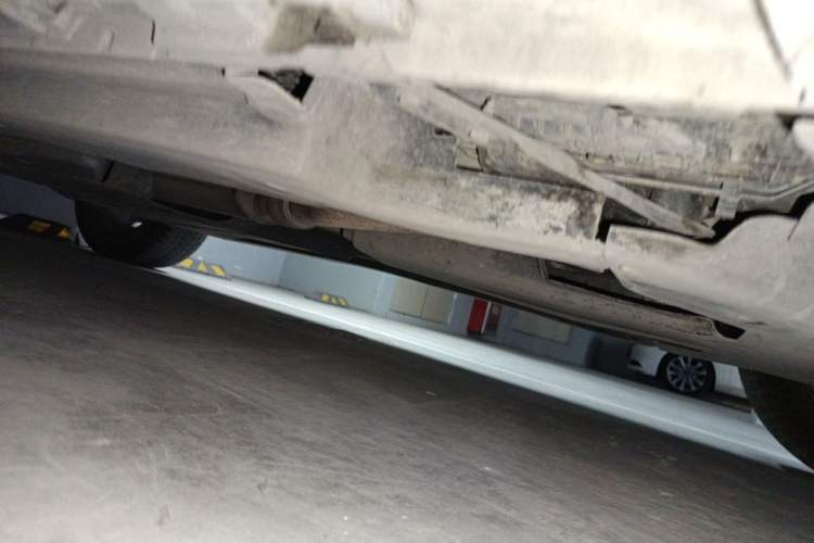 Used Land Rover Range Velar 2019 250 PS R-DYNAMIC S Chassis Front Right