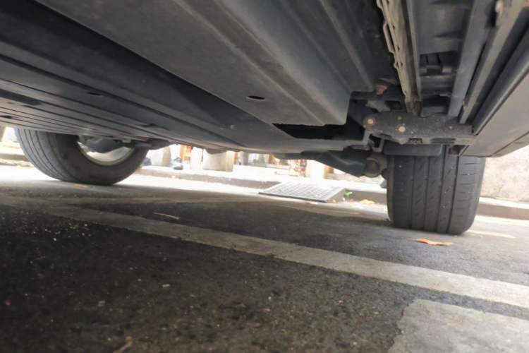 Used Land Rover Range Velar 2019 250 PS Chassis Rear Left