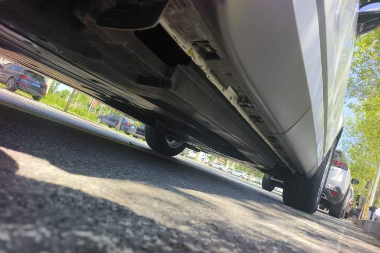 Used Land Rover Range Velar 2019 250 PS Chassis Rear Right