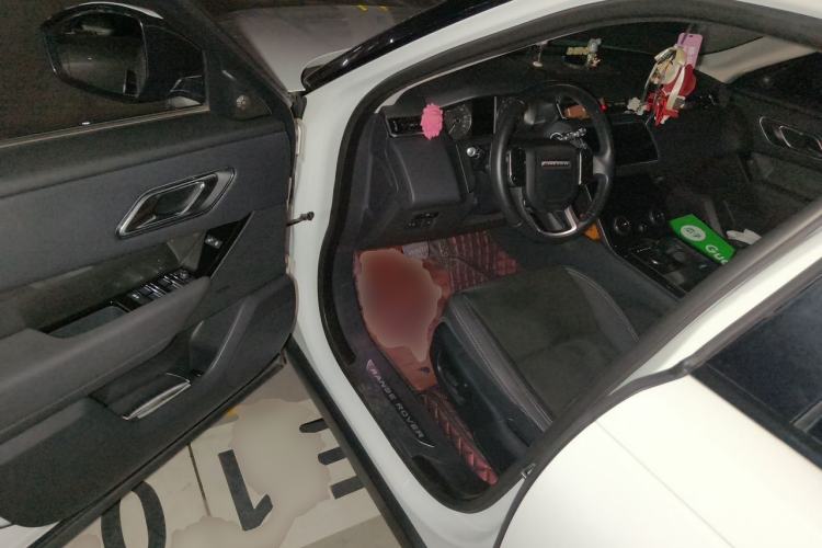 Used Land Rover Range Velar 2019 250 PS Driver Seat