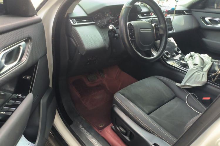 Used Land Rover Range Velar 2019 250 PS Driver Seat