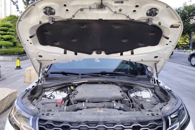 Used Land Rover Range Velar 2019 380 PS R-DYNAMIC SE Engine Bay