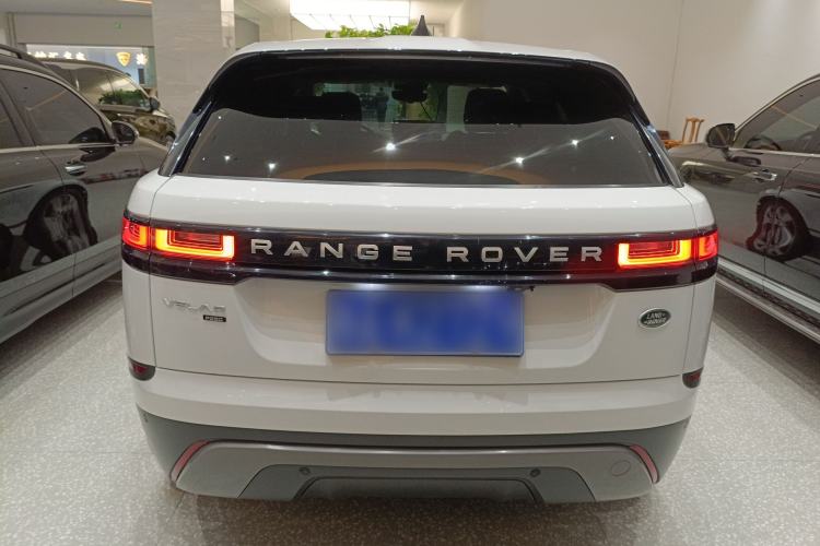 Used Land Rover Range Velar 2019 250 PS Exterior 4
