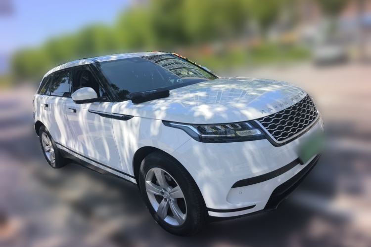 Used Land Rover Range Velar 2019 250 PS Front Right 45 Deg