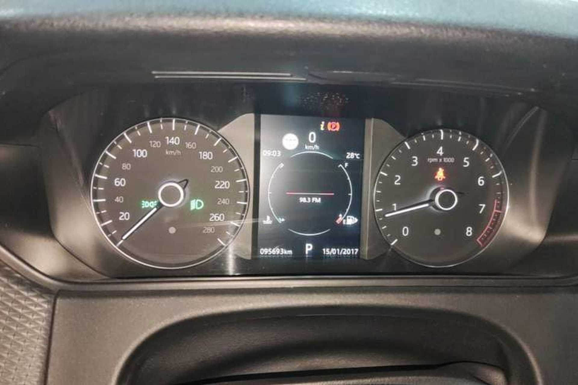 Used Land Rover Range Velar 2019 250 PS Instrument Cluster